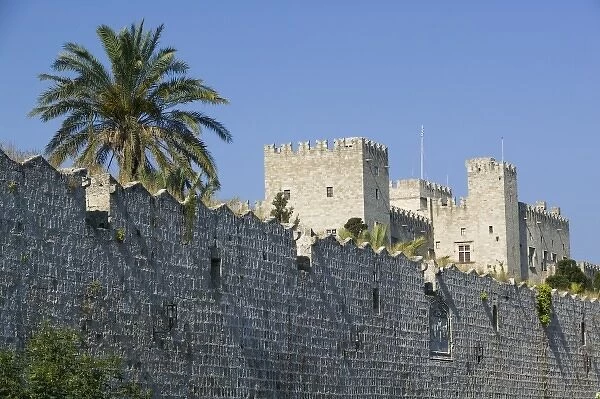 GREECE, Dodecanese Islands, RHODES, Rhodes Town: Rhodes Old Town, Palace of the Grand