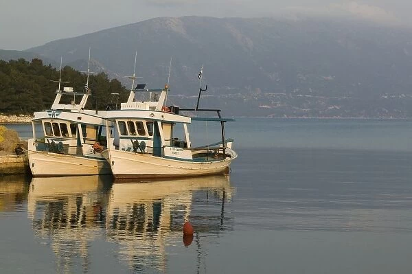 GREECE, Ionian Islands, KEFALONIA, Fiskardo: Yacht Harbor, Sunset View