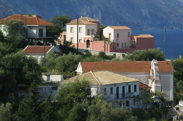 GREECE, Ionian Islands, KEFALONIA, Assos: Resort Town Buildings