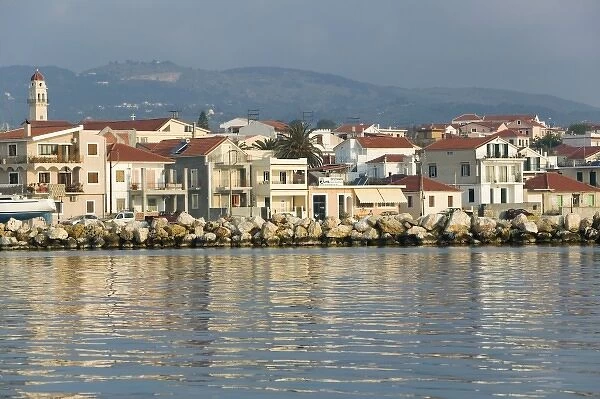 GREECE, Ionian Islands, KEFALONIA, Lixouri: Lixouri Waterfront