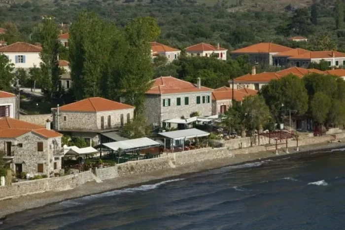 Framed Print : GREECE, Northeastern Aegean Islands, LESVOS (Mytilini), Mithymna (Molyvos): Waterfront Framed Print : GREECE, Northeastern Aegean Islands, LESVOS (Mytilini), Mithymna (Molyvos): Waterfront