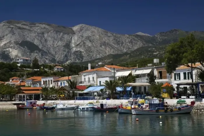 Framed Print : GREECE, Northeastern Aegean Islands, SAMOS, Ormos Marathokambou: Seaside Town View Framed Print : GREECE, Northeastern Aegean Islands, SAMOS, Ormos Marathokambou: Seaside Town View