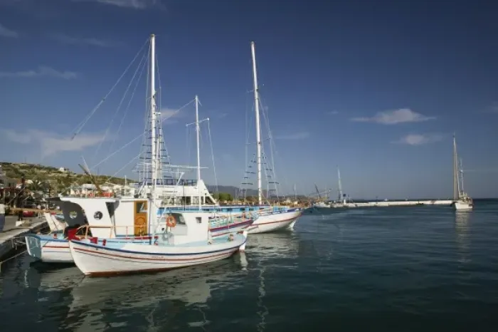 Framed Print : GREECE, Northeastern Aegean Islands, SAMOS, Pythagorio: Boats in Harbor Framed Print : GREECE, Northeastern Aegean Islands, SAMOS, Pythagorio: Boats in Harbor