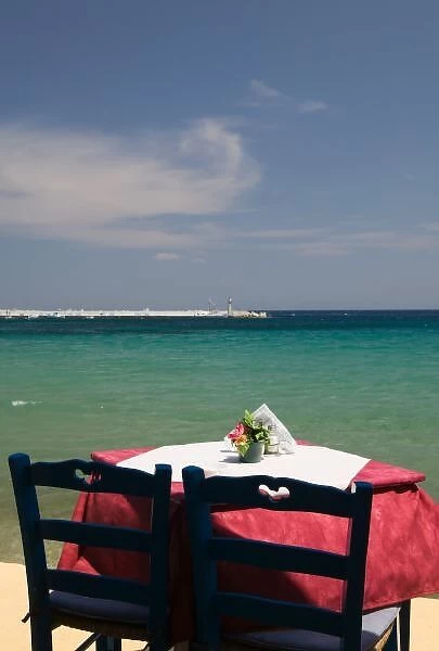 GREECE, Northeastern Aegean Islands, SAMOS, Kokkari: Waterfront Cafe Table