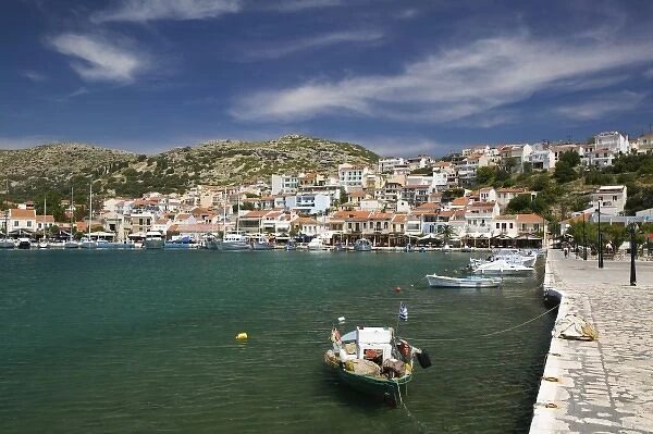 GREECE, Northeastern Aegean Islands, SAMOS, Pythagorio: Harbor View  /  Daytime
