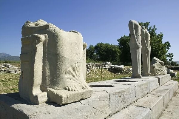 GREECE, Northeastern Aegean Islands, SAMOS, Ireo: The Ireon, Ruins of the Temple
