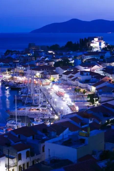Framed Print : GREECE-Northeastern Aegean Islands-SAMOS-Pythagorio: Harbor View  /  Evening