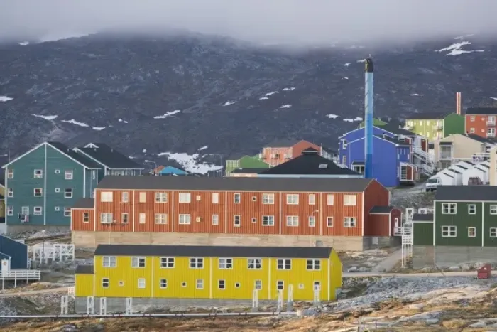 Framed Print : Greeland. Colorful houses built on rocks, Illulissat, Greenland Framed Print : Greeland. Colorful houses built on rocks, Illulissat, Greenland