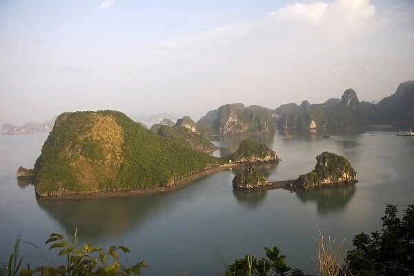 Ha Long Bay, Vietnam. UNESCO declared World Heritage area, Ha Long Bay is a serious