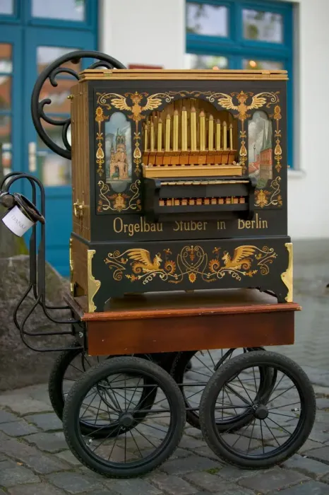 Framed Print : hand organ, warnemunde Framed Print : hand organ, warnemunde