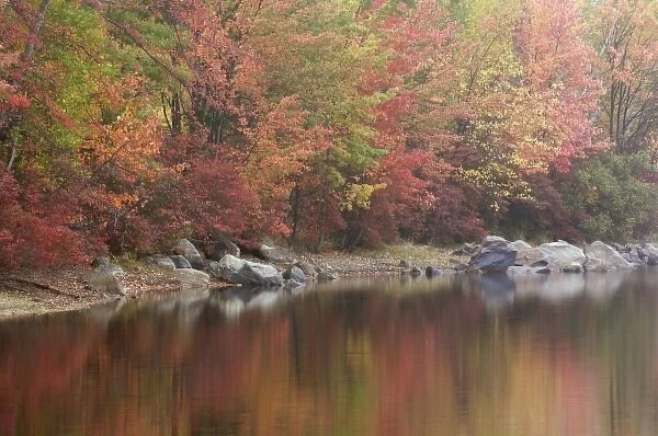 Harriman State Park, New York, USA Reflections of the autumn shoreline