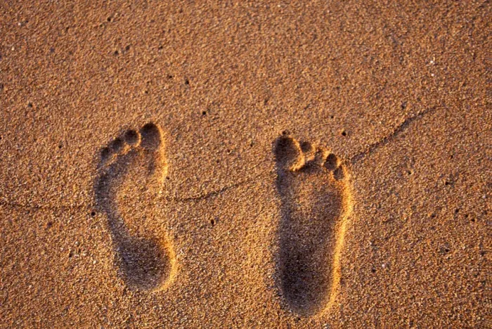 Framed Print : Hawaii, Kauai. Footprints in the sand on a Hawaii beach Framed Print : Hawaii, Kauai. Footprints in the sand on a Hawaii beach