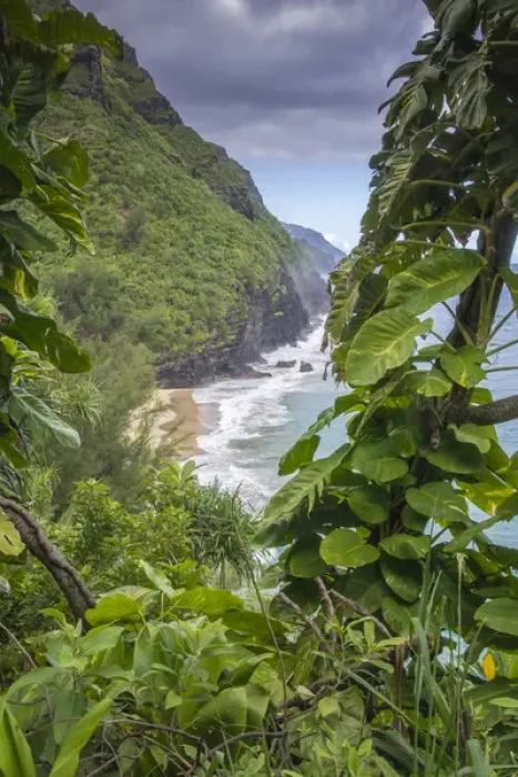 Framed Print : Hawaii, Kauai, Napali, Napali Coast State Park, Pacific Ocean