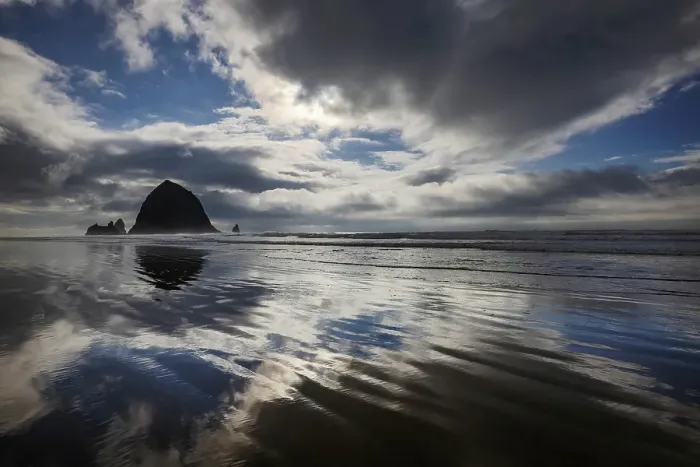 Framed Print : Haystack Rock at low tide in Cannon Beach, Oregon, USA Framed Print : Haystack Rock at low tide in Cannon Beach, Oregon, USA