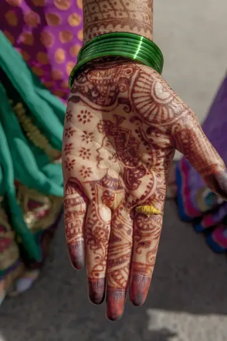 Framed Print : Henna decoration. Udaipur Rajasthan. India Framed Print : Henna decoration. Udaipur Rajasthan. India