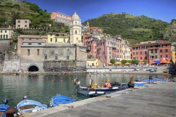Hillside town of Vernazza, Cinque Terre, Liguria region, Italy