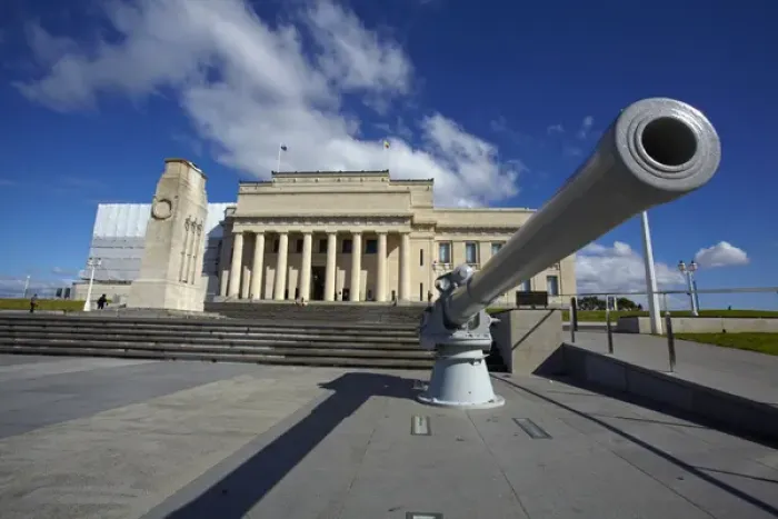 Framed Print : Historic gun and Auckland War Memorial Museum, Auckland Domain, Auckland, North Island Framed Print : Historic gun and Auckland War Memorial Museum, Auckland Domain, Auckland, North Island