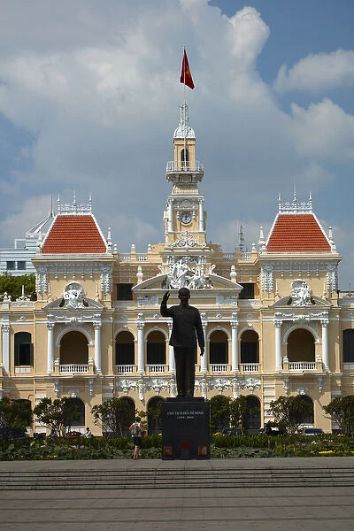 Historic Peoples Committee Building (former Hotel de Ville de Saigon), and Ho Chi Minh Statue