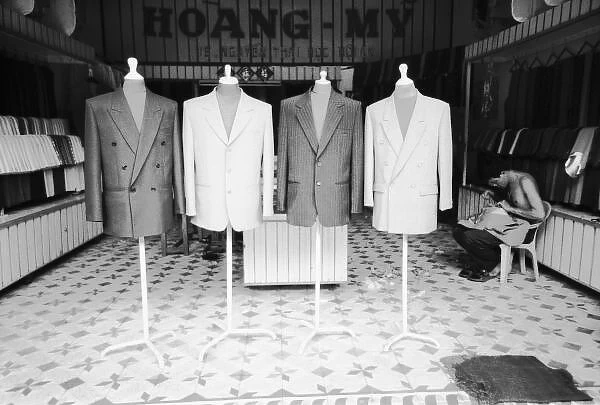Hoi An Vietnam, Custom Suits to go