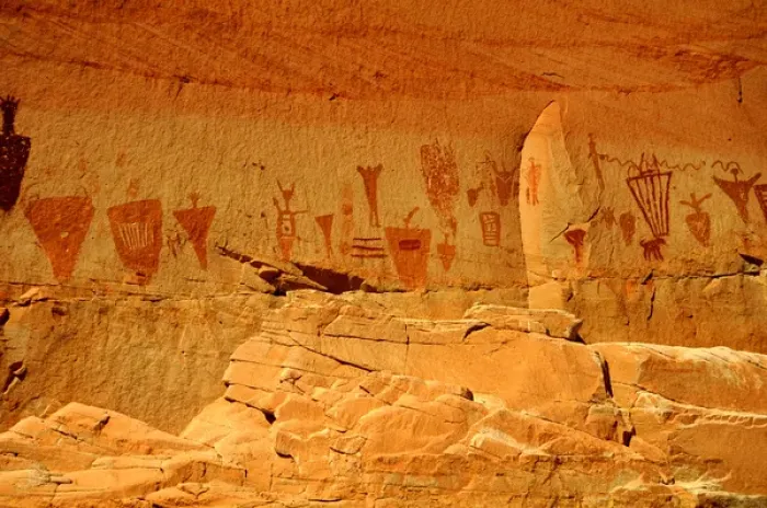 Framed Print : Horseshoe Shelter Close-up, mixed pictograph figures, Horseshoe Canyon, Canyonlands Framed Print : Horseshoe Shelter Close-up, mixed pictograph figures, Horseshoe Canyon, Canyonlands