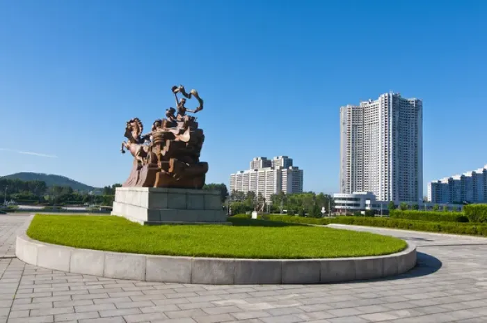Framed Print : Horsestatue before the Childrena's palace, Pyongyang, North Korea Framed Print : Horsestatue before the Childrena's palace, Pyongyang, North Korea