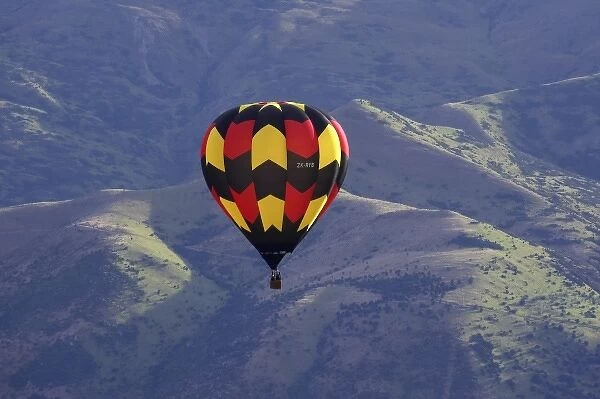 Hot Air Balloon and Mountains near Wanaka, South Island, New Zealand