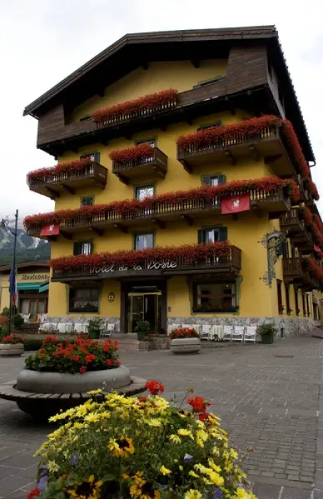 Framed Print : Hotel de la Poste of Cortina d Aamezzo in Italian Alps Dolomites mountains in