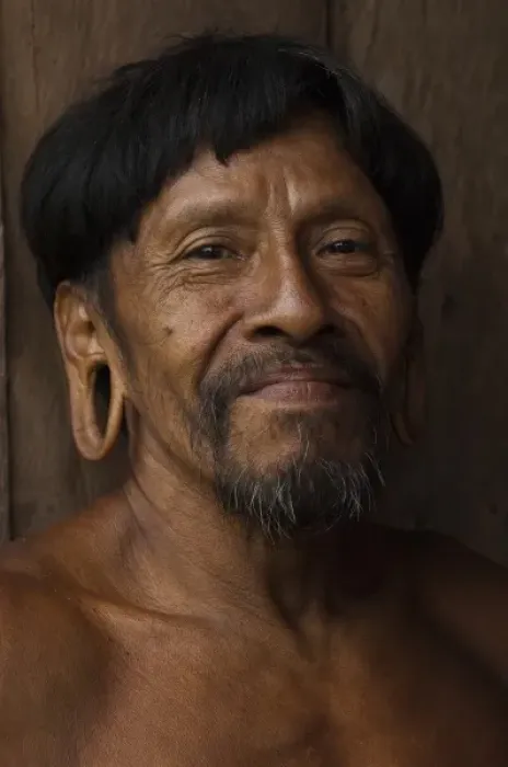 Framed Print : Huaorani man, Meaoewa Wane, Bameno Community. Yasuni National Park, Amazon rainforest, Ecuador Framed Print : Huaorani man, Meaoewa Wane, Bameno Community. Yasuni National Park, Amazon rainforest, Ecuador