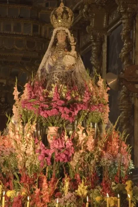 Framed Print : Huge display of flowers and candles under statue of Virgin Purificada, Church of Santa Clara Framed Print : Huge display of flowers and candles under statue of Virgin Purificada, Church of Santa Clara