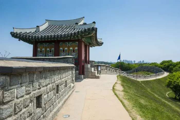 Framed Print : Huge stone walls around the Unesco world heritage sight the fortress of Suwon, South
