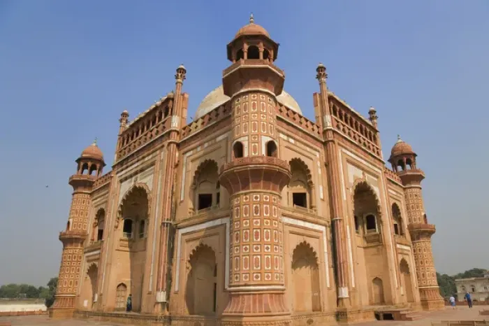 Framed Print : Humayuns Tomb and Charbagh, surrounding gardens, Delhi, India