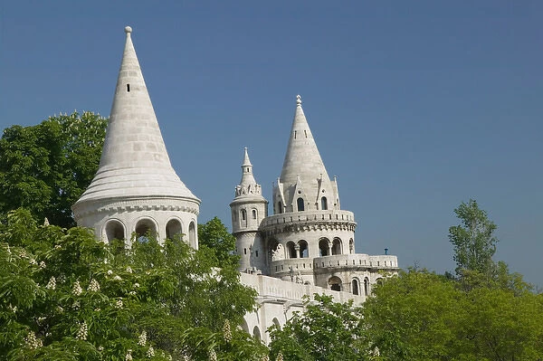 HUNGARY-Budapest: Castle Hill (Buda)- Fishermens Bastion