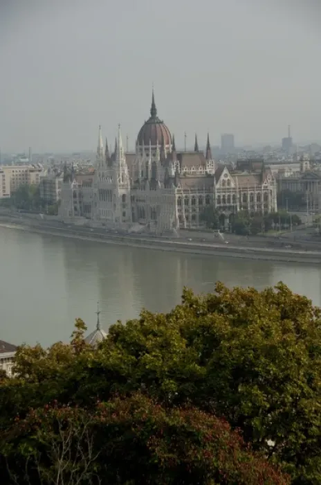 Framed Print : Hungary, Budapest. Neo-Gothic Parliament building (aka Orszaghaz), largest building in Hungary