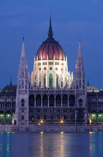 Hungary, Budapest, Parliament at dusk