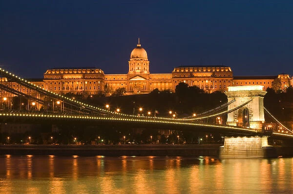 HUNGARY-Budapest: Szechenyi (Chain) Bridge, National Gallery & Danube River  /  Evening