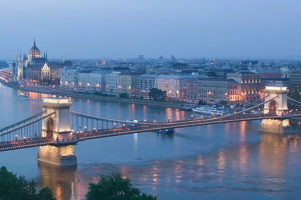 HUNGARY, Budapest: Szechenyi (Chain) Bridge, Parliament & Danube River from Castle