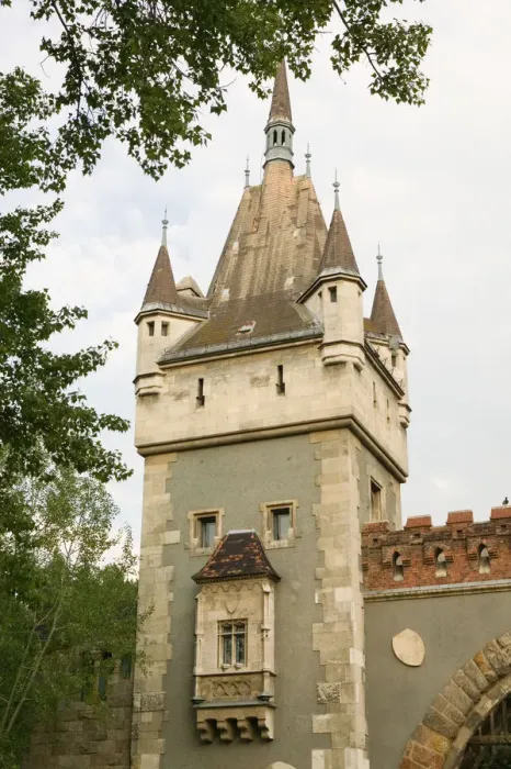 Framed Print : HUNGARY-Budapest: Varosliget / City Park- Vaydahunyad Castle Framed Print : HUNGARY-Budapest: Varosliget / City Park- Vaydahunyad Castle