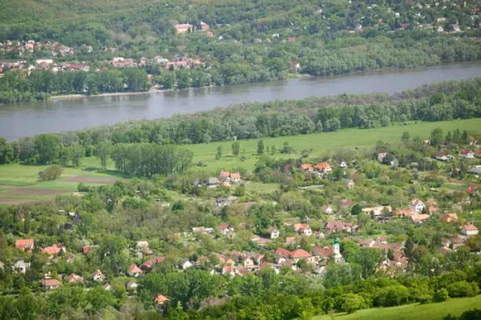 Framed Print : HUNGARY-DANUBE BEND-Kismaros: Danube River Towns of Kismaros & Kisorosz from Nagy