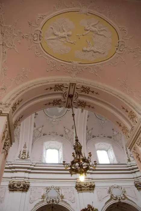 Framed Print : Hungary, Kalocsa. Historic baroque Kalocsa Cathedral. Ornate pink & white interior Framed Print : Hungary, Kalocsa. Historic baroque Kalocsa Cathedral. Ornate pink & white interior
