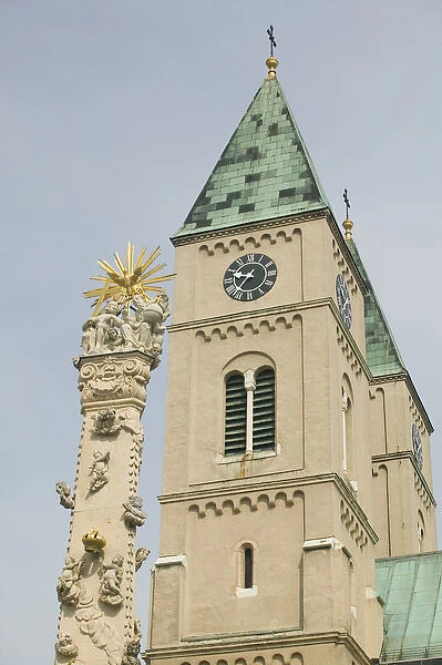 HUNGARY-Lake Balaton Region-VESZPREM: Castle Hill- Trinity Column & Cathedral of St