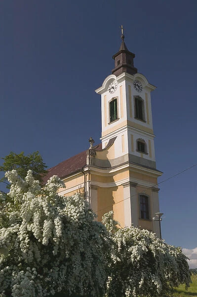 HUNGARY-Northern Uplands  /  Bukk Hills-Egerbakta: Town Church