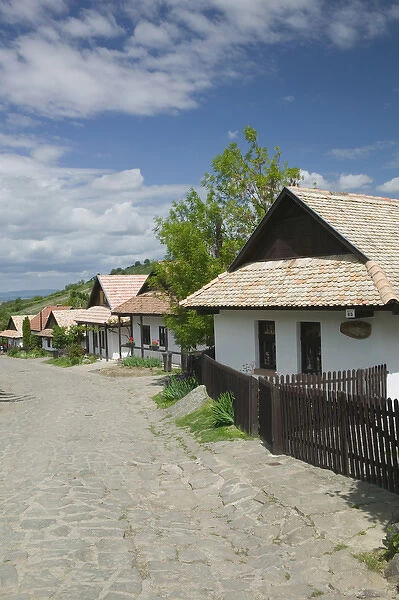 HUNGARY-Northern Uplands  /  Cserhat Hills-Holloko: Hungarys most beautiful Village  /  Unesco