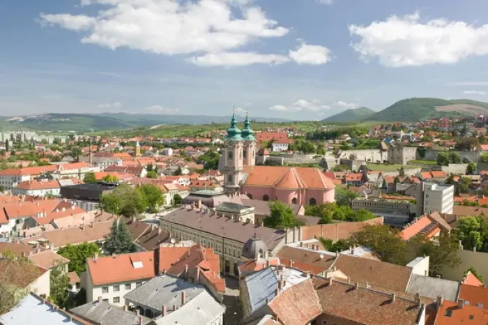 Framed Print : HUNGARY-Northern Uplands- EGER: Town & Minorite Church from Lyceum Rooftop Framed Print : HUNGARY-Northern Uplands- EGER: Town & Minorite Church from Lyceum Rooftop