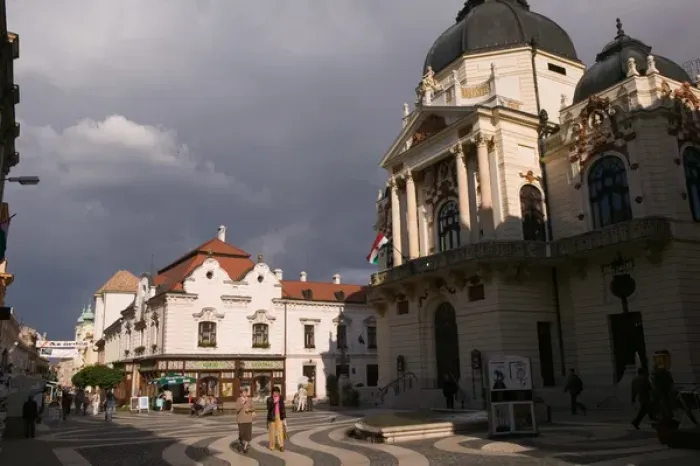 Framed Print : HUNGARY-Southern Transdanubia-PECS: Kiraly utca Street - Pecs National Theater Framed Print : HUNGARY-Southern Transdanubia-PECS: Kiraly utca Street - Pecs National Theater