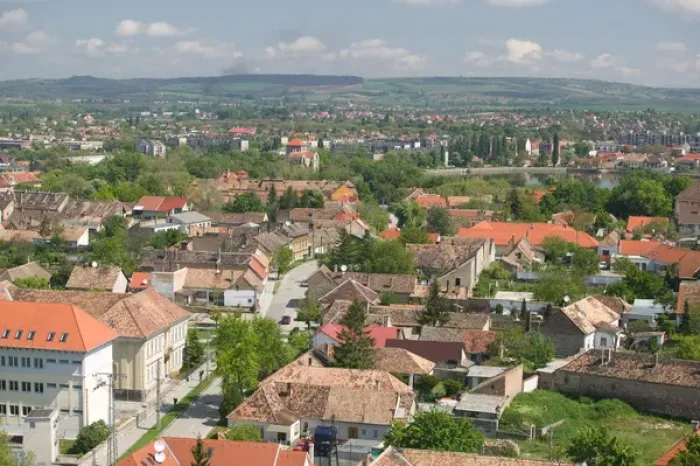 Framed Print : HUNGARY-WESTERN TRANSDANUBIA-Tata: Town View from Calvary Hill Lookout Tower Framed Print : HUNGARY-WESTERN TRANSDANUBIA-Tata: Town View from Calvary Hill Lookout Tower