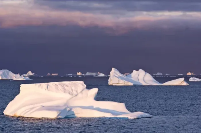 Framed Print : Icebergs at sunrise Cape York Weast Coast of Greenland