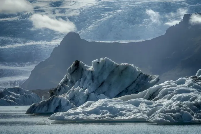Framed Print : Iceland, floating glaciers in Jokulsarlon, glacier lagoon with mountain echo
