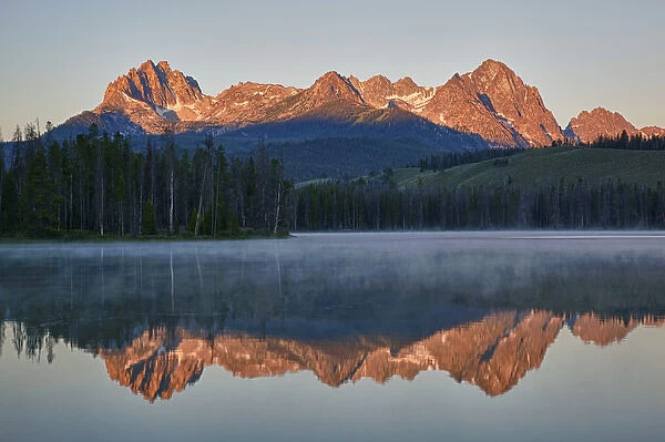 ID, Sawtooth National Recreation Area, Little Redfish Lake, with Sawtooth Range at