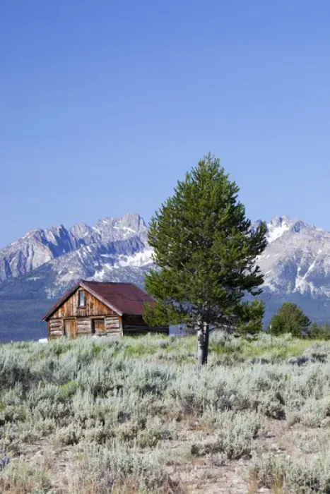 Framed Print : ID, Sawtooth National Recreation Area, Old Barn and the Sawtooth Range Framed Print : ID, Sawtooth National Recreation Area, Old Barn and the Sawtooth Range