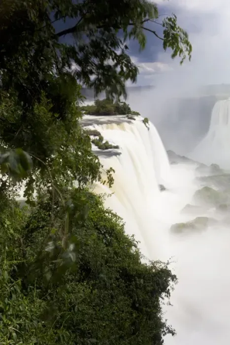 Framed Print : Iguacu (Iguazu) Falls, Cataratta Foz do Iguacu, Parana, Iguazu National Park, Brazil Framed Print : Iguacu (Iguazu) Falls, Cataratta Foz do Iguacu, Parana, Iguazu National Park, Brazil